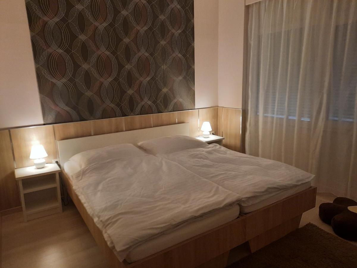 NagykátaFenyo Apartmanアパートメント エクステリア 写真